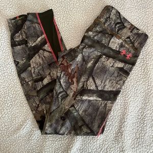 Underarmour camo leggings